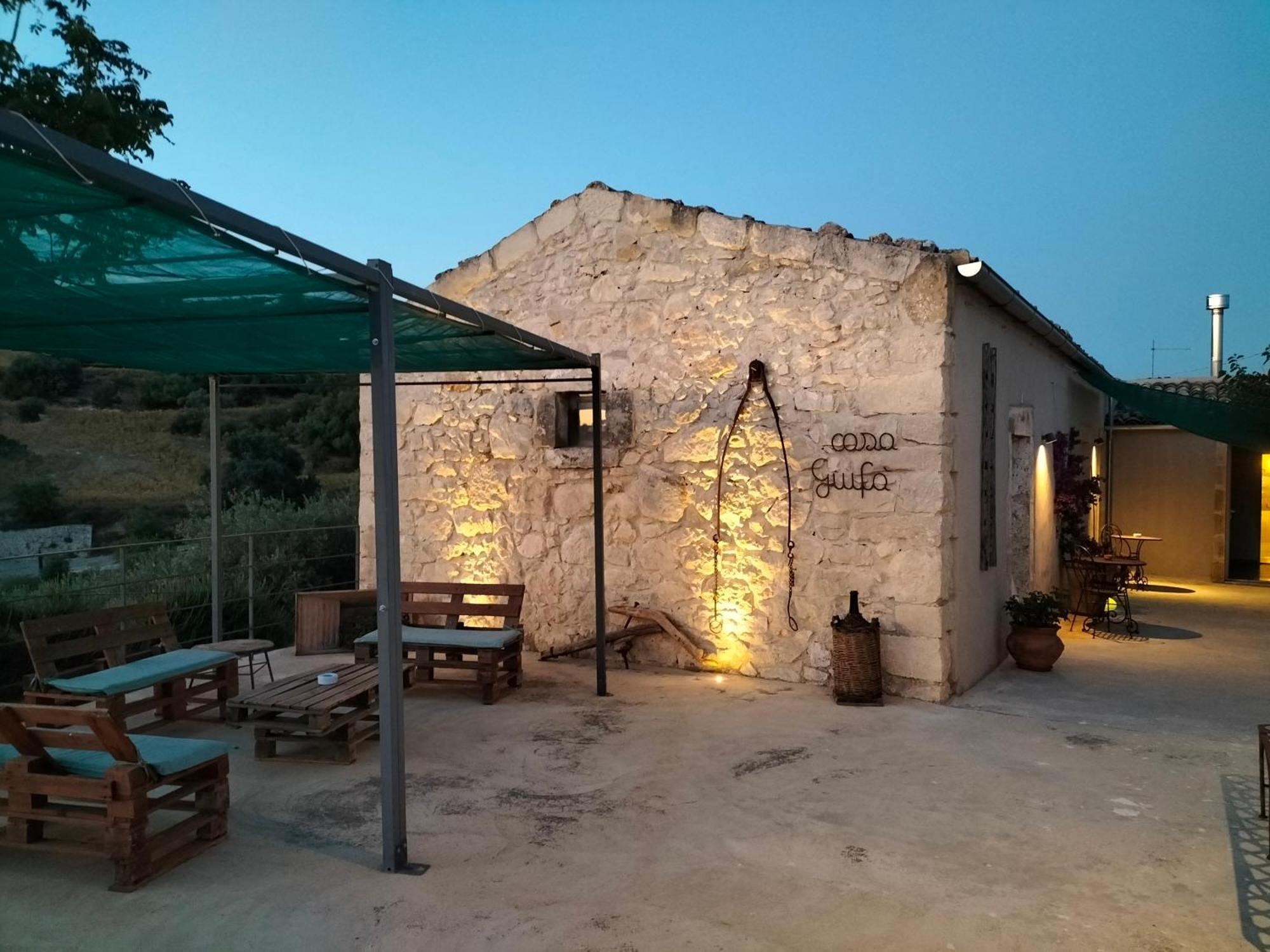 Casa Giufa B&B Chiaramonte Gulfi Exterior foto